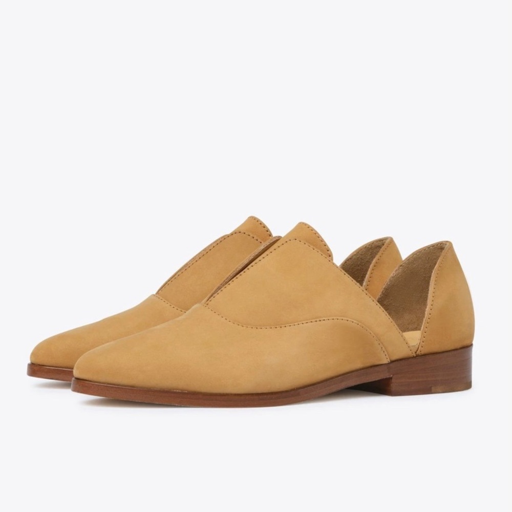 Nisolo Emma d’orsay Oxford in sand - brand new